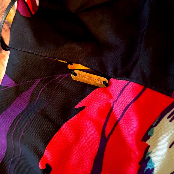 NWOT! FREE PEOPLE Seraphina Halter Top in Black Combo - Picture 8 of 8